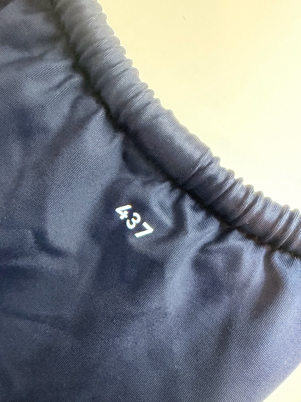 437 High-Leg Ruched Bikini Bottom - Black / Size Small — image 3 of 7